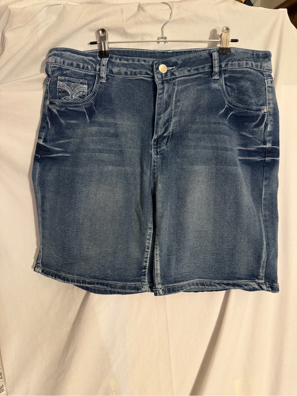 #535 Women's Blue Denim Skirt-Style Shorts